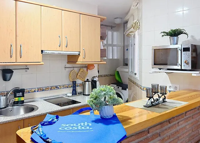 Center By South Costa *