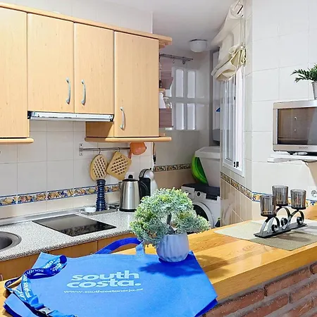 Center By South Costa *